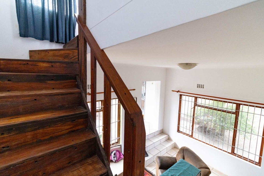 4 Bedroom Property for Sale in Sandbaai Western Cape
